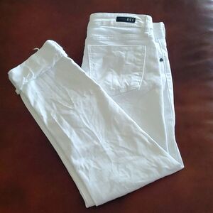 Kut from the Kloth Catherine Boyfriend Jeans, size 4